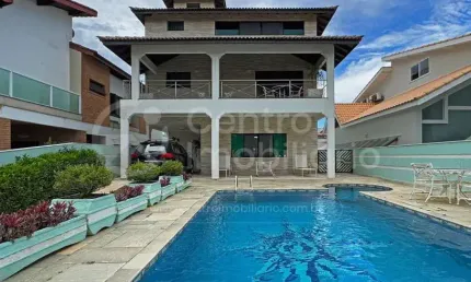 CASA à venda com piscina e 3 quartos em Peruíbe, no bairro Bougainvillee I