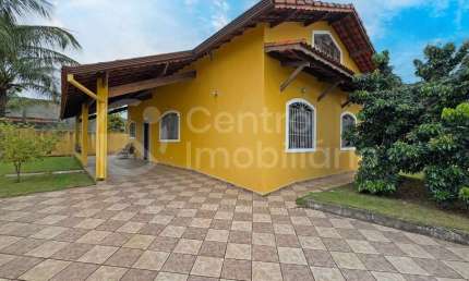 CASA à venda com 3 quartos em Peruíbe, no bairro Parque D Aville