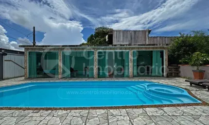 CASA à venda com 2 quartos em Peruíbe, no bairro Jardim Sao Luiz