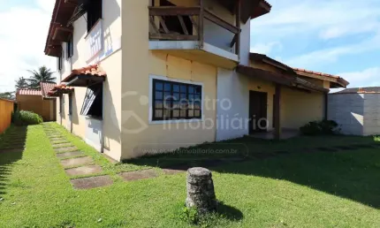 CASA à venda com 4 quartos em Peruíbe, no bairro Jardim Mar E Sol
