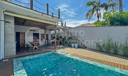 CASA à venda com piscina e 2 quartos em Peruíbe, no bairro Cidade Nova Peruíbe