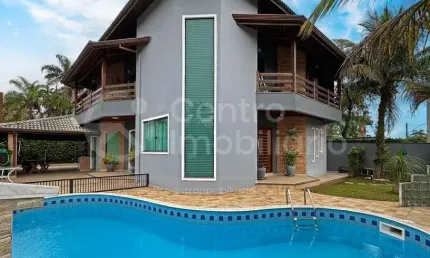 CASA à venda com piscina e 4 quartos em Peruíbe, no bairro Bougainvillee I