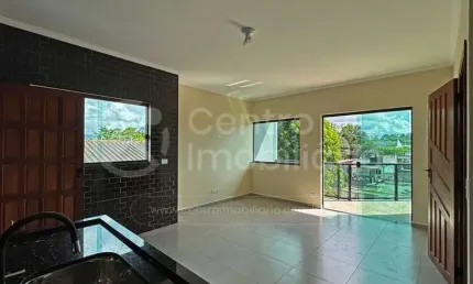 CASA à venda com 2 quartos em Peruíbe, no bairro Jardim Brasil