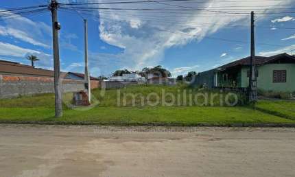 TERRENO à venda em Peruíbe, no bairro Jardim Sao Luiz
