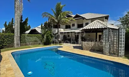 Casa à venda com piscina e 6 quartos em peruíbe, no bairro bougainvillee ii