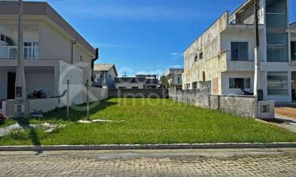 TERRENO à venda em Peruíbe, no bairro Residencial Flora Rica