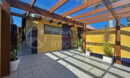 Casa à venda com 3 quartos em peruíbe, no bairro parque balneario oasis