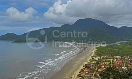 CASA à venda com 3 quartos em Peruíbe, no bairro Quinta do Guarau