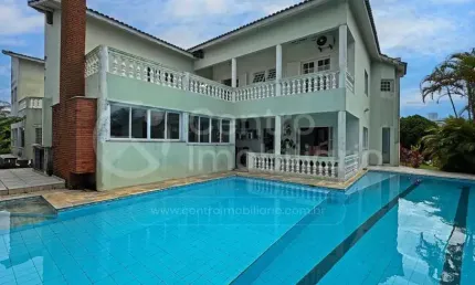 CASA à venda com piscina e 6 quartos em Peruíbe, no bairro Bougainvillee II