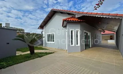 CASA à venda com 4 quartos em Peruíbe, no bairro Jardim Sao Luiz
