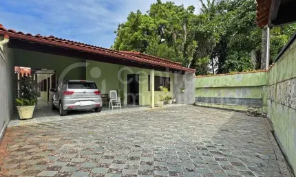 CASA à venda com 3 quartos em Peruíbe, no bairro Balneario Josedy
