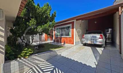 CASA à venda com 3 quartos em Peruíbe, no bairro Parque Balneario Oasis