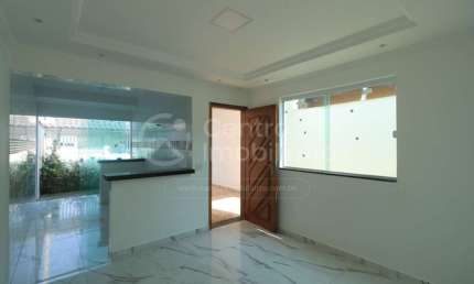 CASA à venda com 3 quartos em Peruíbe, no bairro Parque Balneario Oasis