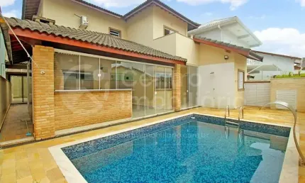 CASA à venda com piscina e 4 quartos em Peruíbe, no bairro Jd Tres Marias