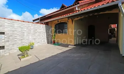 Casa à venda com 3 quartos em peruíbe, no bairro parque d aville