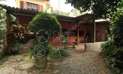 Casa à venda com 2 quartos em peruíbe, no bairro manaca dos itatins