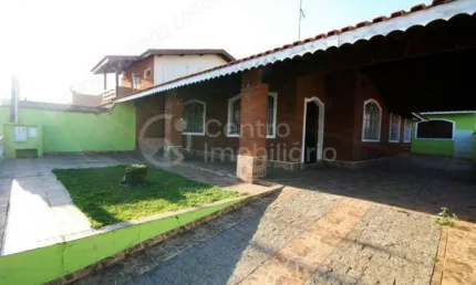 Casa à venda com 3 quartos em peruíbe, no bairro parque balneario oasis