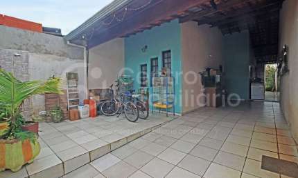 CASA à venda com 4 quartos em Peruíbe, no bairro Parque D Aville