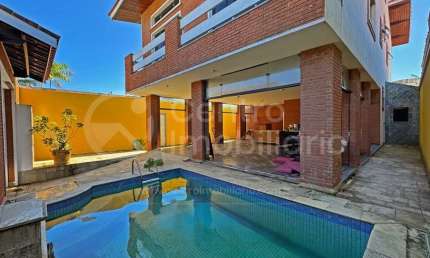 CASA à venda com piscina e 5 quartos em Peruíbe, no bairro Estancia Sao Jose