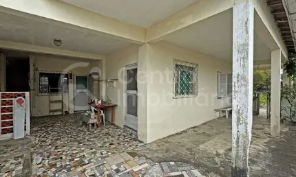 CASA à venda com 2 quartos em Peruíbe, no bairro Cidade Nova Peruíbe