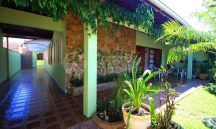 CASA à venda com 2 quartos em Peruíbe, no bairro Jardim Ribamar