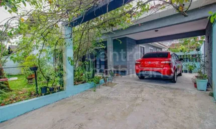 Casa à venda com 3 quartos em peruíbe, no bairro jardim três marias
