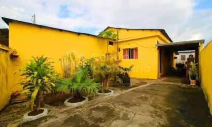 CASA à venda com 4 quartos em Peruíbe, no bairro Estancia dos Eucaliptos