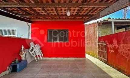 Casa à venda com 2 quartos em peruíbe, no bairro jardim peruibe