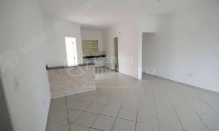 APARTAMENTO à venda com 2 quartos (1 suítes) em Peruíbe, no bairro Jardim Três Marias