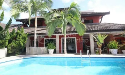 CASA à venda com piscina e 6 quartos em Peruíbe, no bairro Centro