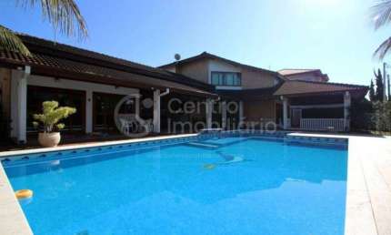 CASA à venda com piscina e 5 quartos em Peruíbe, no bairro Balneario Sambura