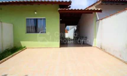 Casa à venda com 2 quartos em peruíbe, no bairro balneario sao joao batista