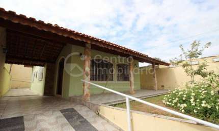 CASA à venda com 2 quartos em Peruíbe, no bairro Belmira Novaes