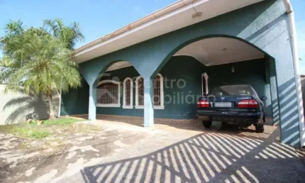 CASA à venda com 3 quartos em Peruíbe, no bairro Parque Balneario Oasis