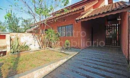 CASA à venda com 3 quartos em Peruíbe, no bairro Stella Maris