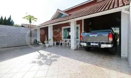 CASA à venda com 3 quartos em Peruíbe, no bairro Parque Balneario Oasis