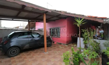 CASA à venda com piscina e 4 quartos em Peruíbe, no bairro Balneario Sao Joao Batista