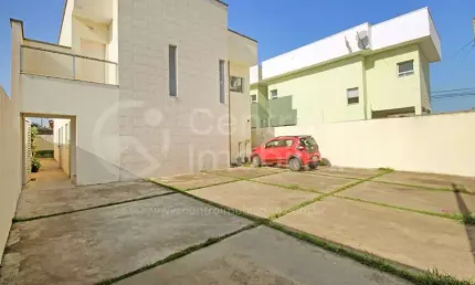 CASA à venda com 2 quartos em Peruíbe, no bairro Parque D Aville