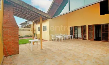 CASA à venda com 3 quartos em Peruíbe, no bairro Maria H Novaes