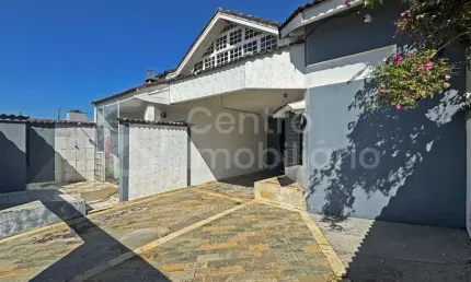 CASA à venda com 4 quartos em Peruíbe, no bairro Parque Balneario Oasis