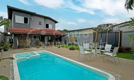 CASA à venda com piscina e 4 quartos em Peruíbe, no bairro Jardim Sao Luiz