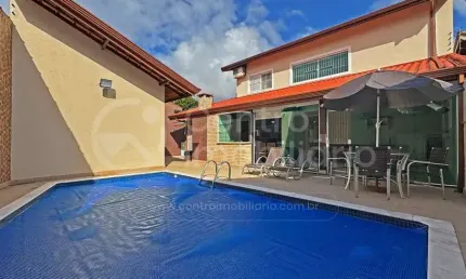 Casa à venda com piscina e 4 quartos em peruíbe, no bairro cidade nova peruíbe