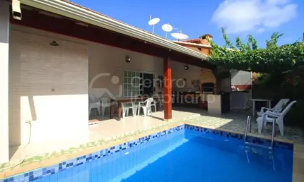 CASA à venda com piscina e 4 quartos em Peruíbe, no bairro Cidade Nova Peruíbe