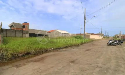TERRENO à venda em Peruíbe, no bairro Jardim Imperador