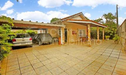 CASA à venda com 4 quartos em Peruíbe, no bairro Centro