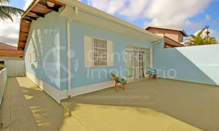 CASA à venda com 2 quartos em Peruíbe, no bairro Cidade Nova Peruíbe