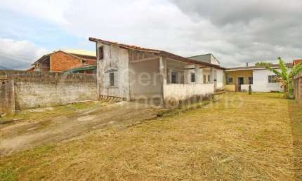 CASA à venda com 1 quartos em Peruíbe, no bairro Parque D Aville