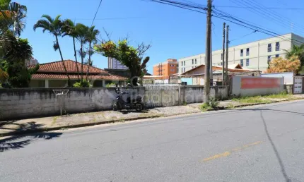 Terreno à venda no Centro, Peruíbe 