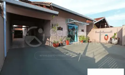 CASA à venda com 4 quartos em Peruíbe, no bairro Parque Balneario Oasis