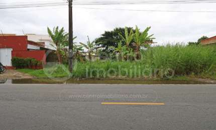 TERRENO à venda em Peruíbe, no bairro Balneario Josedy